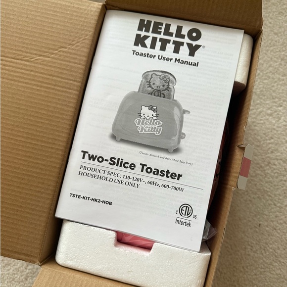Hello Kitty Toaster - Picture 6 of 9